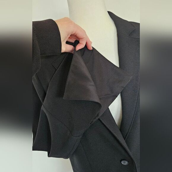 Hinge designed in Seattle black blazer from Nordstrom - Picture 4 of 6